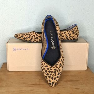 Rothy's leopard pointed toe flat